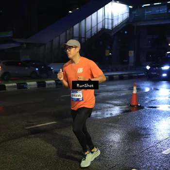 Runner Photo 7890732