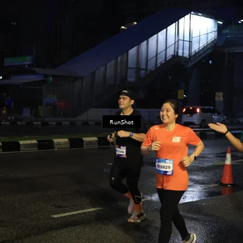 Runner Photo 7890748