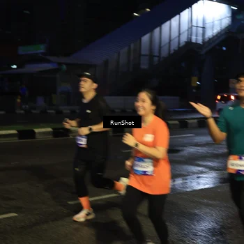 Runner Photo 7890749