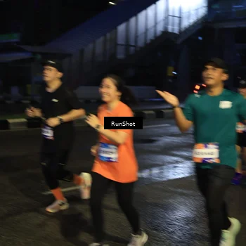 Runner Photo 7890752