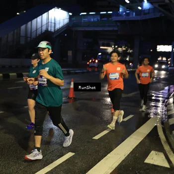 Runner Photo 7890779