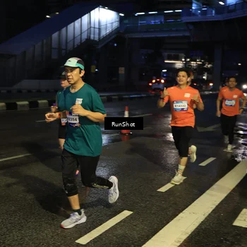 Runner Photo 7890782