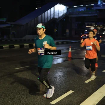 Runner Photo 7890787