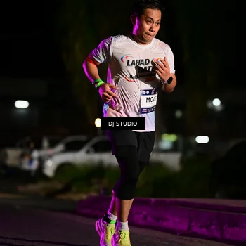 Runner Photo 7890793