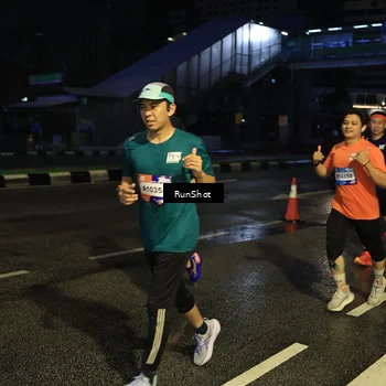 Runner Photo 7890794