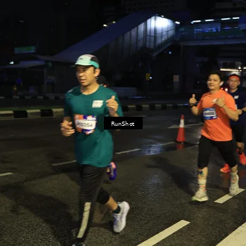 Runner Photo 7890795