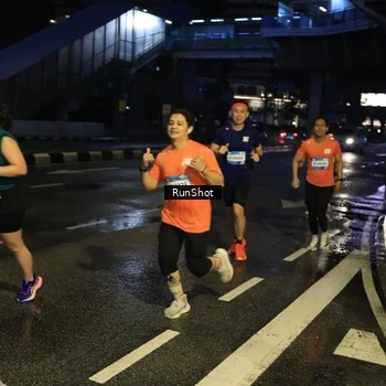 Runner Photo 7890799