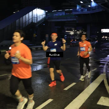 Runner Photo 7890816