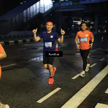Runner Photo 7890823