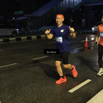 Runner Photo 7890832