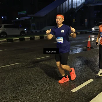 Runner Photo 7890833