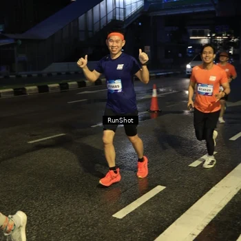 Runner Photo 7890838