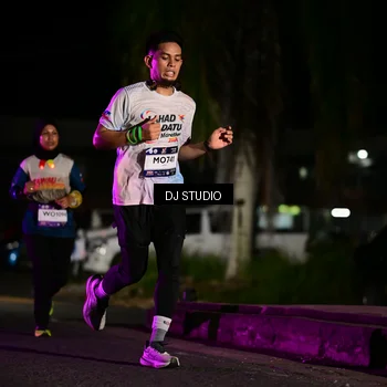Runner Photo 7890854