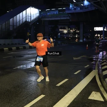 Runner Photo 7890865