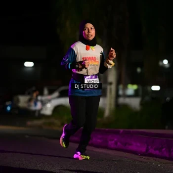 Runner Photo 7890875
