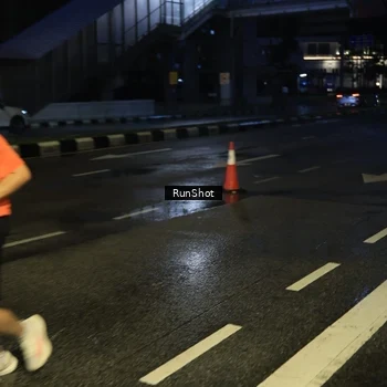 Runner Photo 7890883