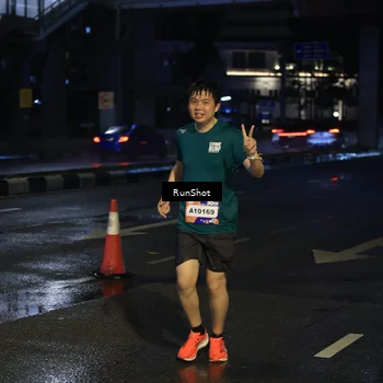 Runner Photo 7890891