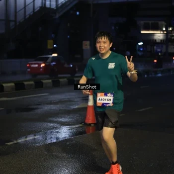 Runner Photo 7890901