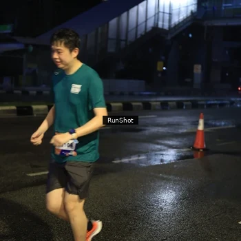 Runner Photo 7890919