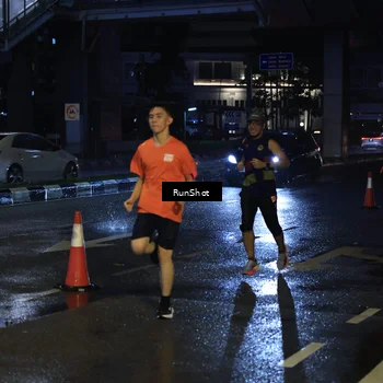Runner Photo 7890922