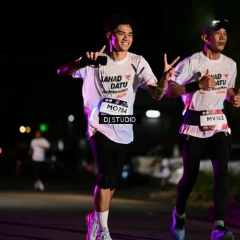 Runner Photo 7890924
