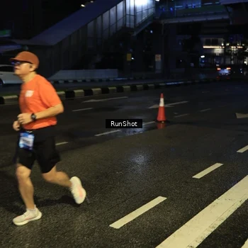 Runner Photo 7890926