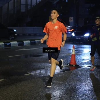 Runner Photo 7890938