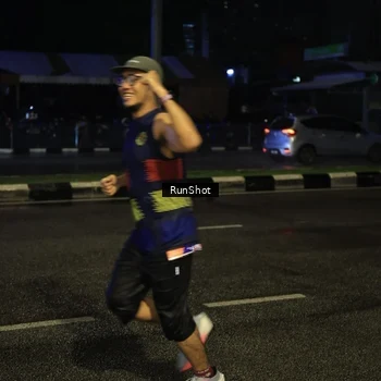 Runner Photo 7890981