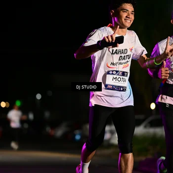 Runner Photo 7890997