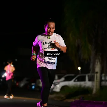 Runner Photo 7891006
