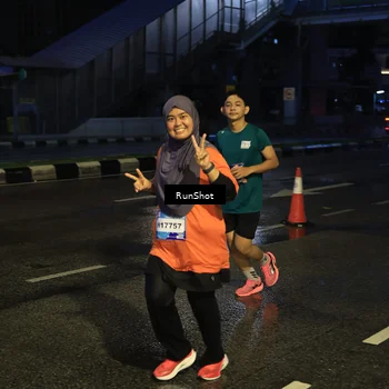 Runner Photo 7891019