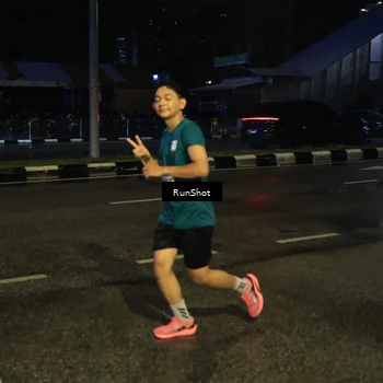 Runner Photo 7891050