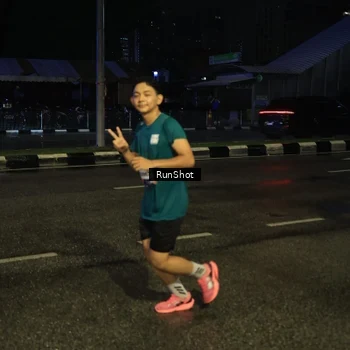 Runner Photo 7891051