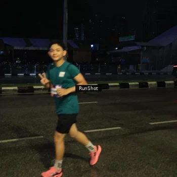 Runner Photo 7891057
