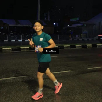 Runner Photo 7891059