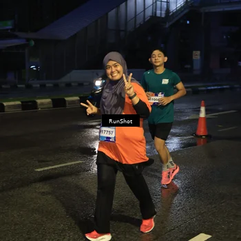 Runner Photo 7891060