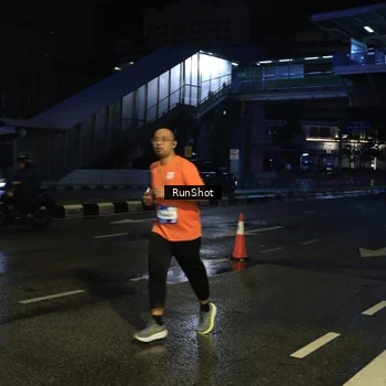 Runner Photo 7891061