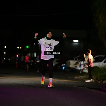 Runner Photo 7891062