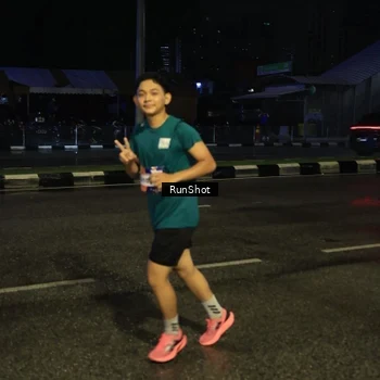 Runner Photo 7891067