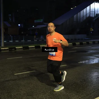 Runner Photo 7891073