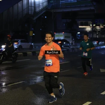 Runner Photo 7891108
