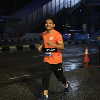 Runner Photo 7891113