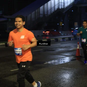 Runner Photo 7891119
