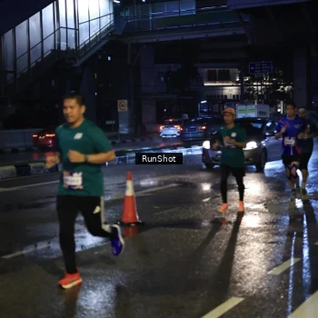 Runner Photo 7891134