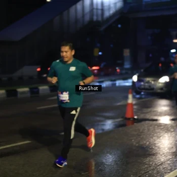 Runner Photo 7891139
