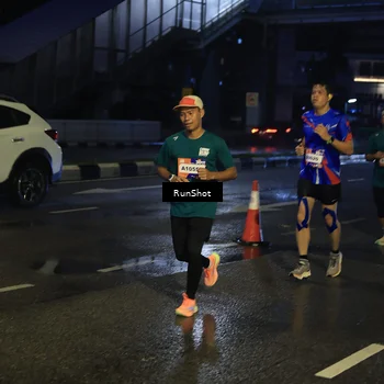 Runner Photo 7891168