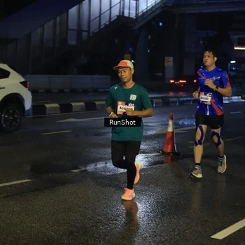 Runner Photo 7891173