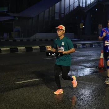 Runner Photo 7891179