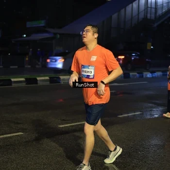 Runner Photo 7891291