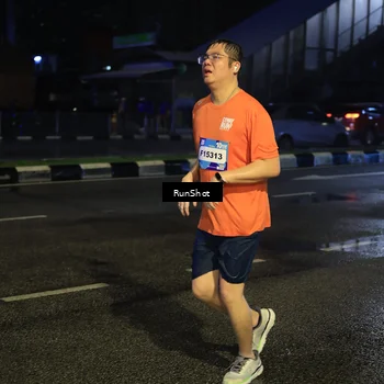 Runner Photo 7891300